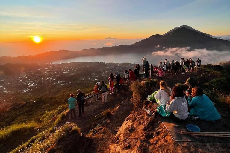 FROM UBUD: Mount Batur Hiking All Inclusive Shared Tour Mount Batur Sunrise Hiking from Ubud | Shared Tour