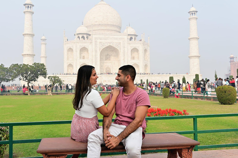 Desde Jaipur: Excursión Privada de un Día al Amanecer del Taj Mahal y el Fuerte de AgraConductor + Coche + Guía + Entrada + Comida