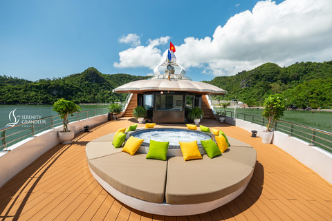 河内/卡巴兰哈湾游轮 - 皮划艇、按摩浴缸、滑水道河内/吉婆兰哈湾游船之旅：皮划艇、按摩浴缸、滑水道