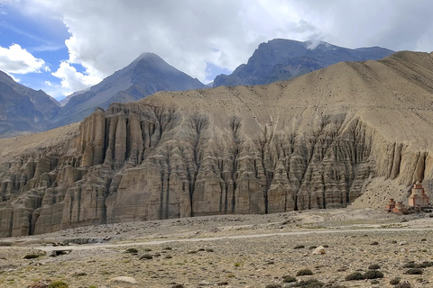 Kathmandu: 10-Day Upper Mustang Jeep Tour with Meals