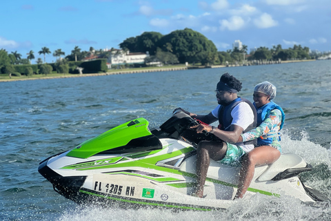 North Bay Village Miami: Aventura en moto acuática con paseo en barco