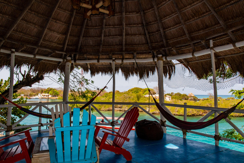 From Cartagena: Visit 5 Islands with snorkeling, beaches and buffet lunch