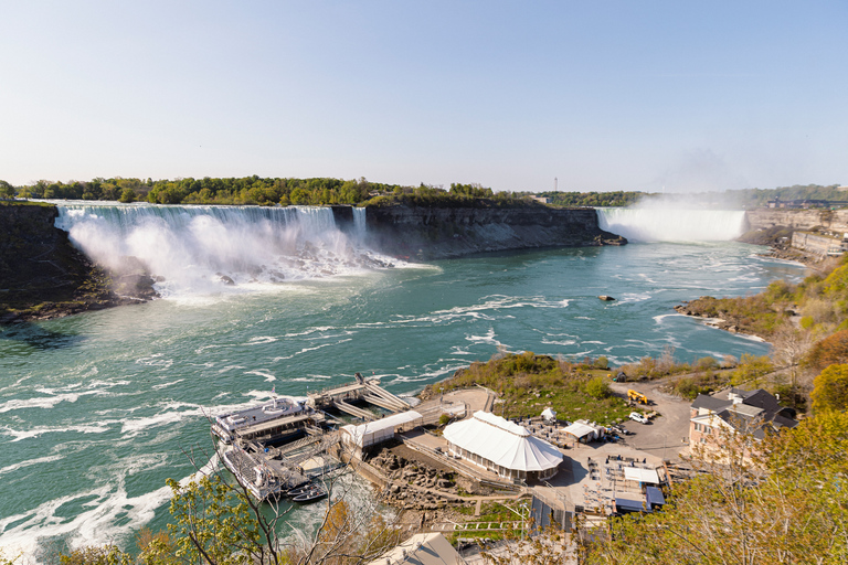 Niagara Falls: Boat Ride and Journey Behind the Falls Tour