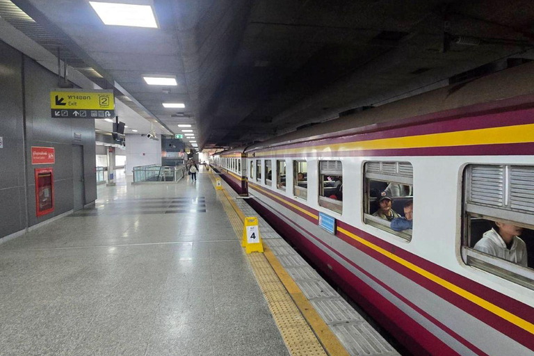 曼谷：大城府遗产快车和巴士一日旅行不含门票和午餐的行程