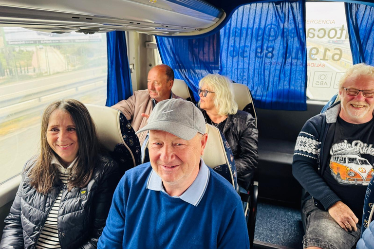 Alicante: Tour de vinhos e almoço com visita a uma adega e Novelda