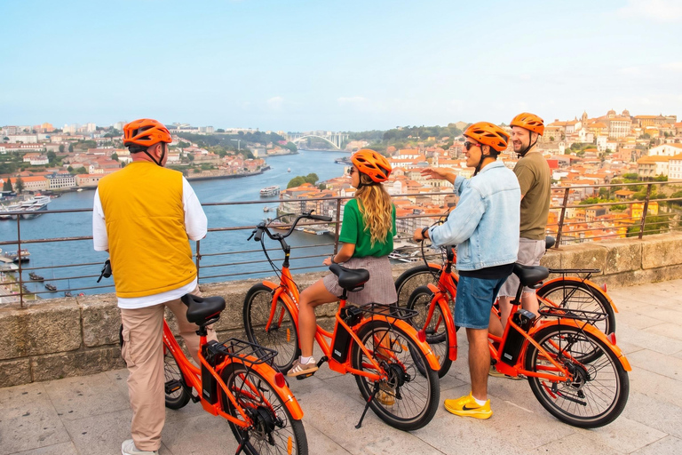 Porto: Guided Bike or E-Bike Tour with Local Guide Shared E-Bike Tour