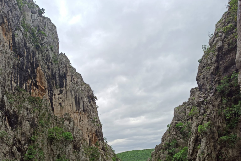 Vanuit Mostar: Via Ferrata BlagajVia Ferrata Blagaj: ervaar adrenaline met ons