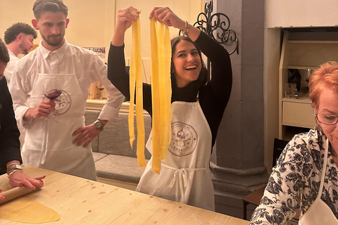 Florence: Pasta Cooking Class with Unlimited WinePasta Cooking Class with Unlimited Wine at Cucciolo