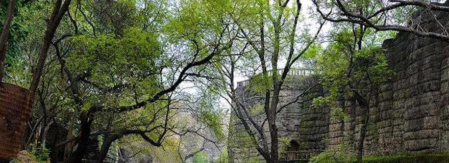 Chandigarh : Location de voiture privée avec chauffeur et horaires flexibles