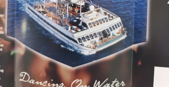 Bodrum: Catamaran Night Club Entry - Dance on the Water