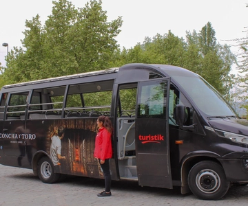 Santiago: Official Transfer to Concha y Toro Winery