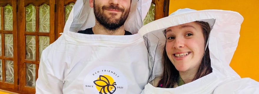 Ella : visite d'une ferme apicole et dégustation de miel local