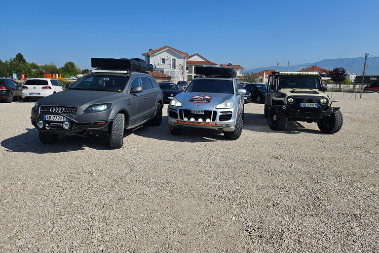 Tirana: Private SUV Tour with Dajti Mountain Visit