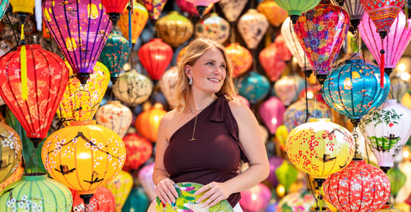 Hoi An/Da Nang: Private Photoshoot & Guided Walk Experience