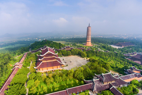 Hanoi: Dagtrip Ninh Binh - Trang An, grotten van Mua, Bai DinhVIP Tour voor maximaal 9 personen