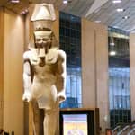 Il Cairo: Biglietto per il Grande Museo Egizio con guida e trasferimento opzionali. Guida e trasferimento