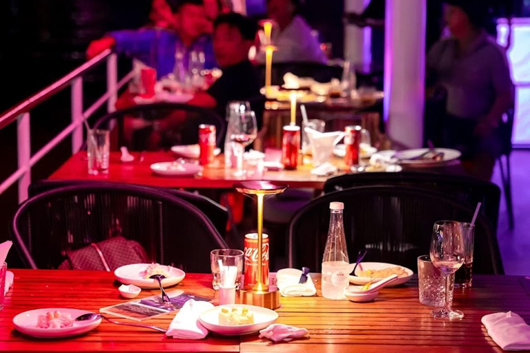 Da Nang: Poseidon Dinner Cruise with Live Entertainment Romantic Riverlights Dinner for Two – Lobster & Beef