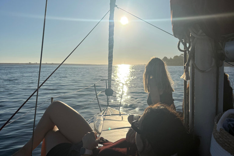 Porto: Douro River Cruise with wine tasting & Sunset option Shared Sunset Sailboat Cruise