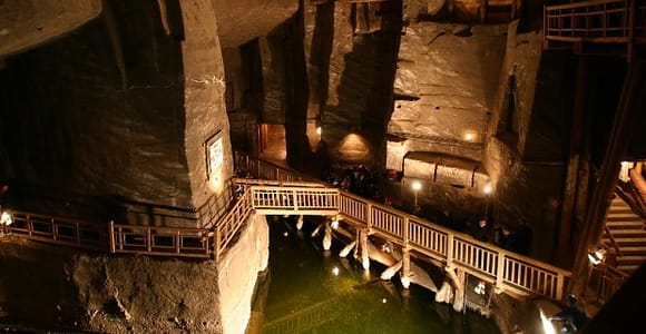 From Kraków: Wieliczka Salt Mine Guided Tour with Transport