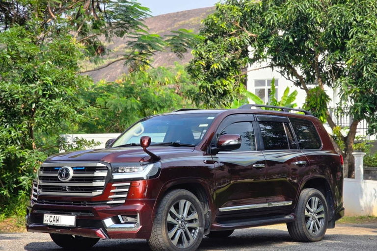 Colombo to CMB Airport Private Transfer With Luxury Vehicles