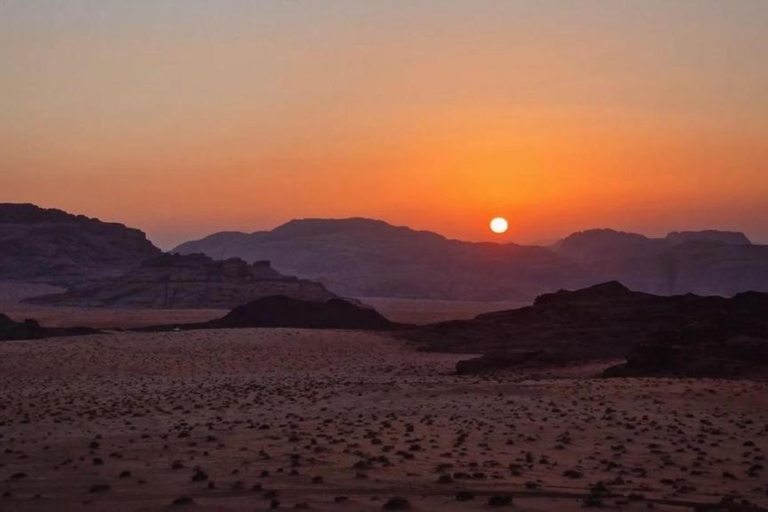 Circuit de 4 heures en jeep (matin ou coucher de soleil) dans le désert de Wadi Rum HighlighTour de 3 heures + Point de vue sur le coucher du soleil
