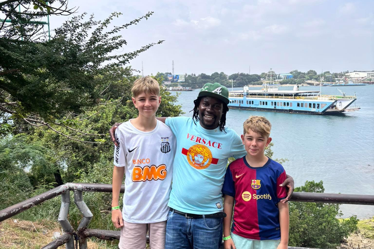 Mombasa: Old Town, Fort Jesus, and Village Day Tour