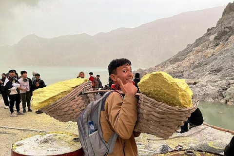 An Intimate Private Kawah Ijen Midnight Tour From Banyuwangi From Banyuwangi: Kawah Ijen Midnight Tour - Drop Banyuwangi