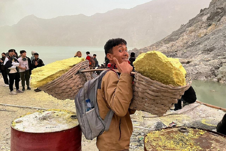 An Intimate Private Kawah Ijen Midnight Tour From Banyuwangi From Banyuwangi: Kawah Ijen Midnight Tour - Drop Banyuwangi