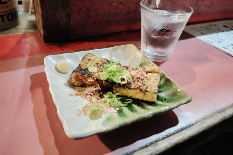 Fukuoka: Nakasu Food Stall Guided Tour with Tastings Group Tour