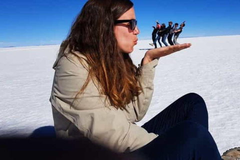 Från Puno: Uyuni Salt Flat två dagars upptäcktsfärd med en kvällstur