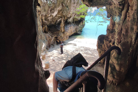 Krabi: Phang Nga Bay Blitz to James Bond Island with Lunch Krabi: Phang Nga Bay Blitz to James Bond Island by Speedboat