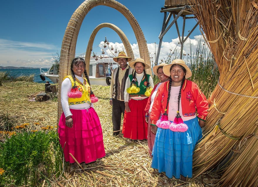 From Cusco, Titicaca Lake - Full day tour with sleeper bus - Housity