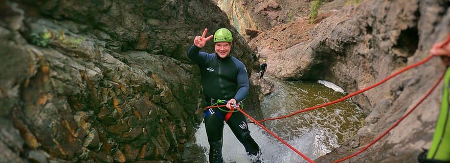 Canyoning à la montagne arc-en-ciel de Grande Canarie