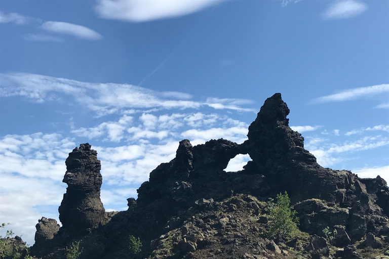 Akureyri: Small-Group Myvatn Lake & Godafoss Waterfall Tour