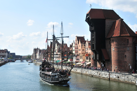 Gdansk: Guided Round-Trip Cruise to Westerplatte