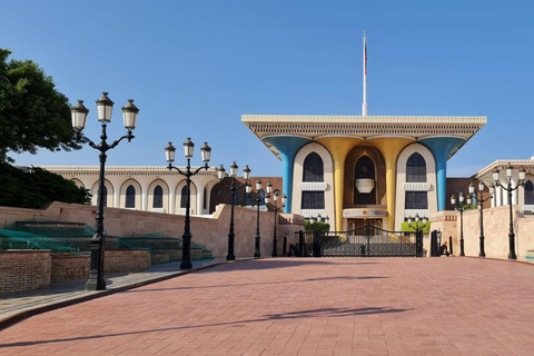 Muscat: Half-Day Guided City Tour with Hotel Pickup