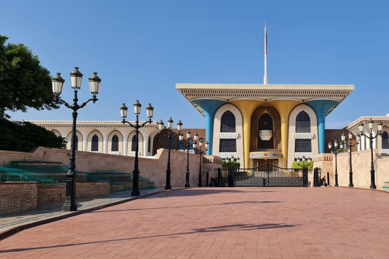 Muscat: Half-Day Guided City Tour with Hotel Pickup