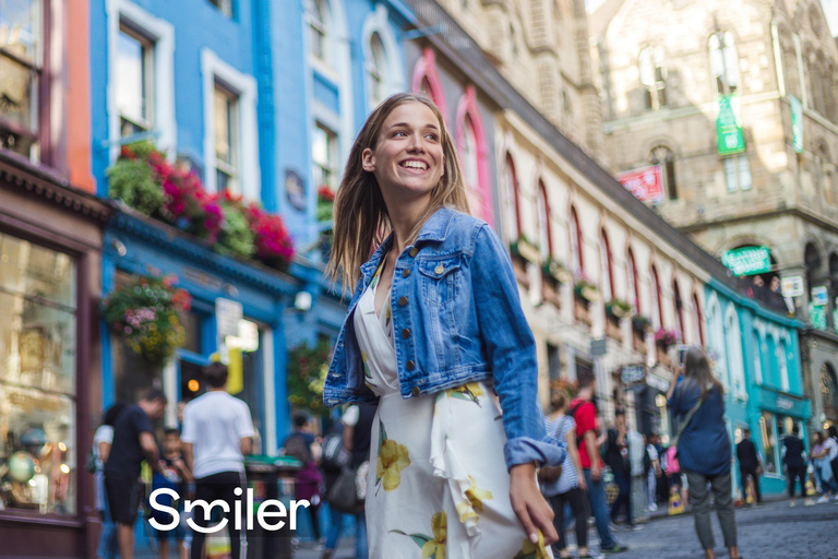 Edinburgh Old Town: Professional Photoshoot & Edited Photos VIP 90 Mins | 75 Photos