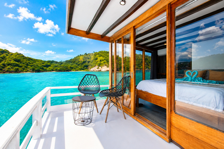 Labuan Bajo: 3-Day Komodo Sailing Ocean View Cabin All Fees Standard Boat | Sharing Room Ocean View | Tiket not Included