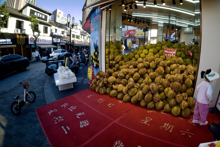 Hangzhou Central Axis: An Urbanist Walk through Old & New