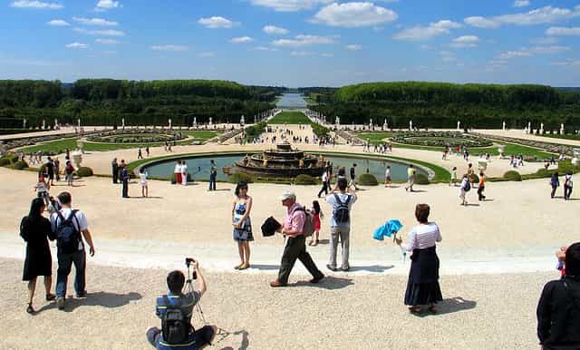 skip the line versailles fullday guided tour with lunch
