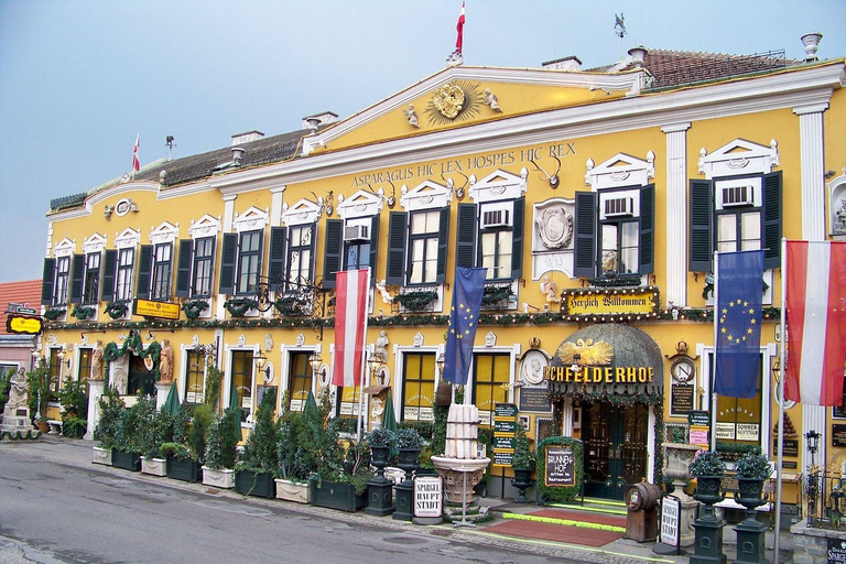 Bratislava/Vienna: Liechtenstein, Seegrotte, Melk, Wachau Small Open group