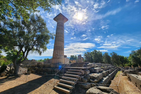 Site et musée de l'ancienne Olympie, visite privée d'Athènes et déjeuner