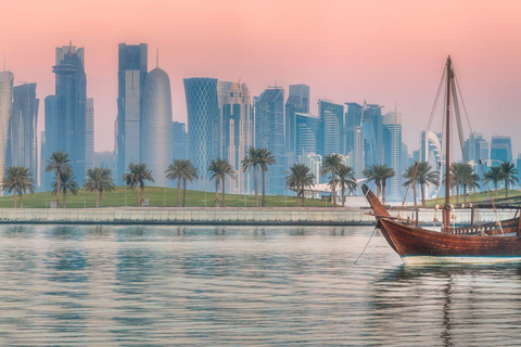 Doha: Souq Waqif Tour with Sealine Horse Riding Experience