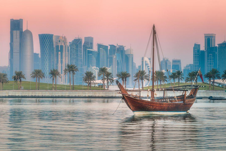 Doha: Souq Waqif Tour with Sealine Horse Riding Experience