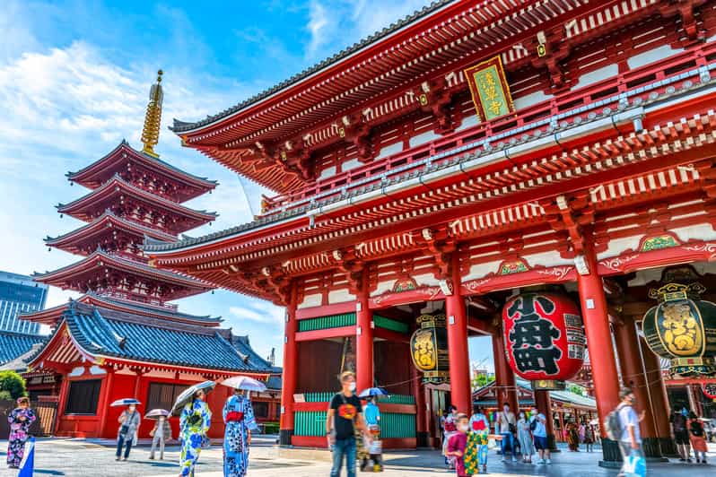 Tokyo: Old Town Asakusa Guided Tour -Senso-ji Temple Visit