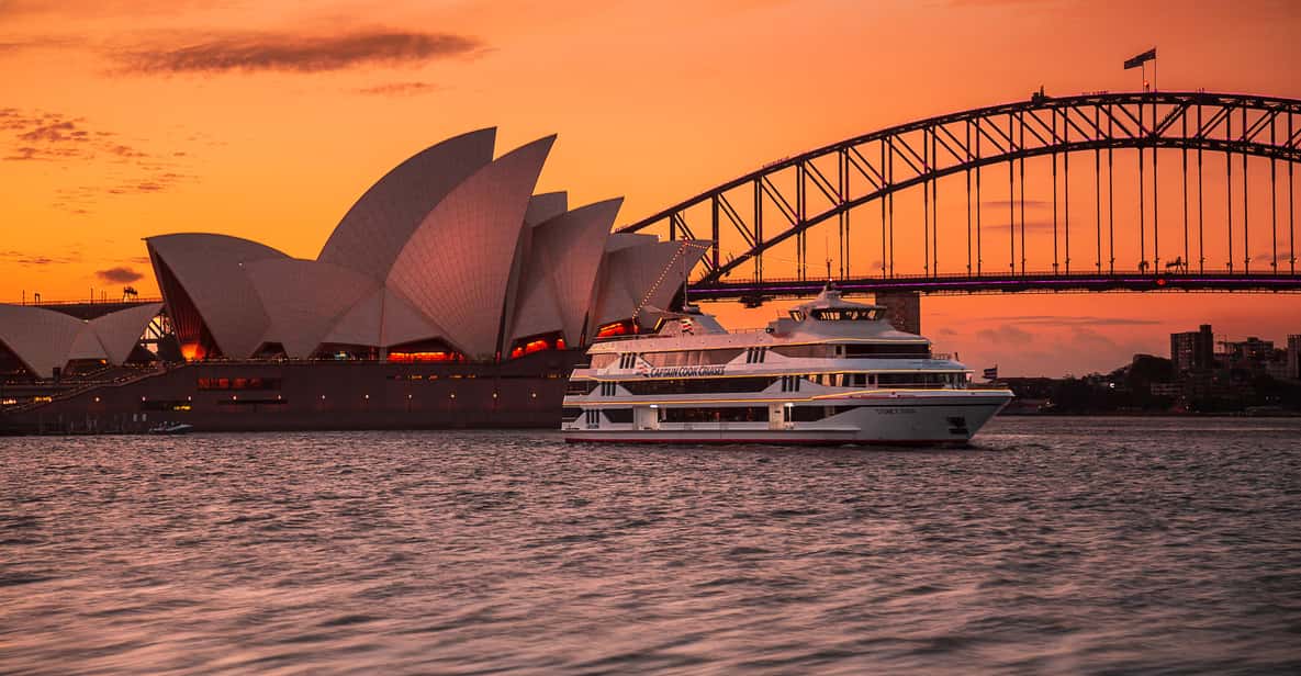 Sydney Harbour Dinner Cruise with 3, 4 or 5-Course Menu — a boat tour from Sydney, Australia