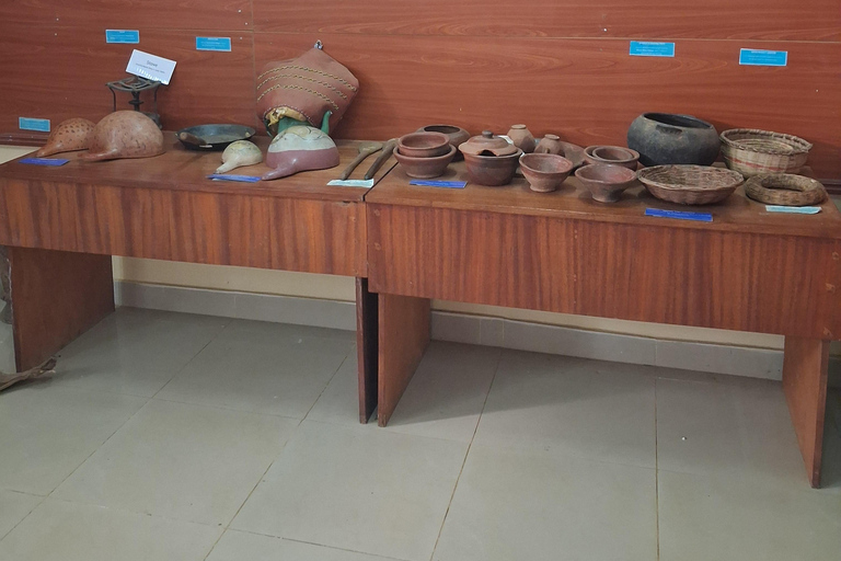 Bondo: Kango ka Jaramogi Heritage Tour with a Guide