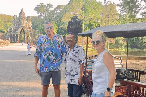 Siem Reap: Private Angkor Wat Tuk-Tuk Tour in Spanish Angkor Wat Sunset & Small Circuit (Spanish-Speaking Guide)