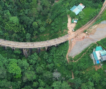 Kandy to Ella First Class Scenic Hill Country Train Journey
